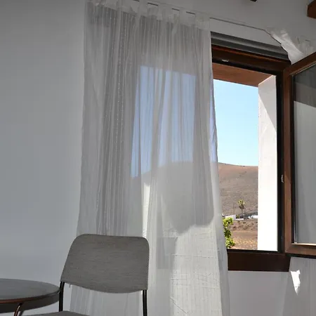 Casa rural Canto Rojo, Con Vistas A Lobos