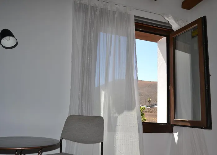 Landsted Canto Rojo, Con Vistas A Lobos