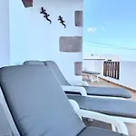 Canto Rojo, Con Vistas A Lobos * La Asomada (Lanzarote)