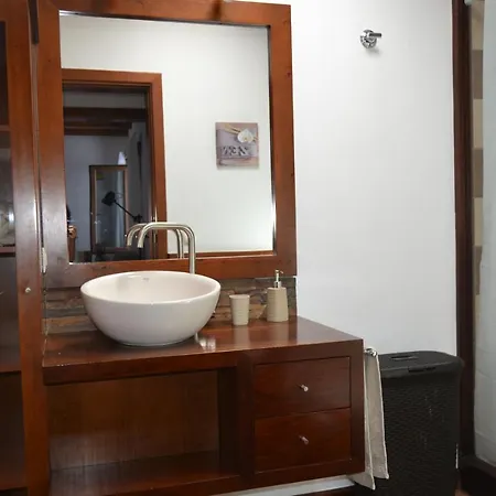 Canto Rojo, Con Vistas A Lobos * La Asomada (Lanzarote)