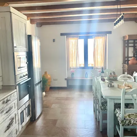 Canto Rojo, Con Vistas A Lobos 컨트리하우스 La Asomada (Lanzarote)